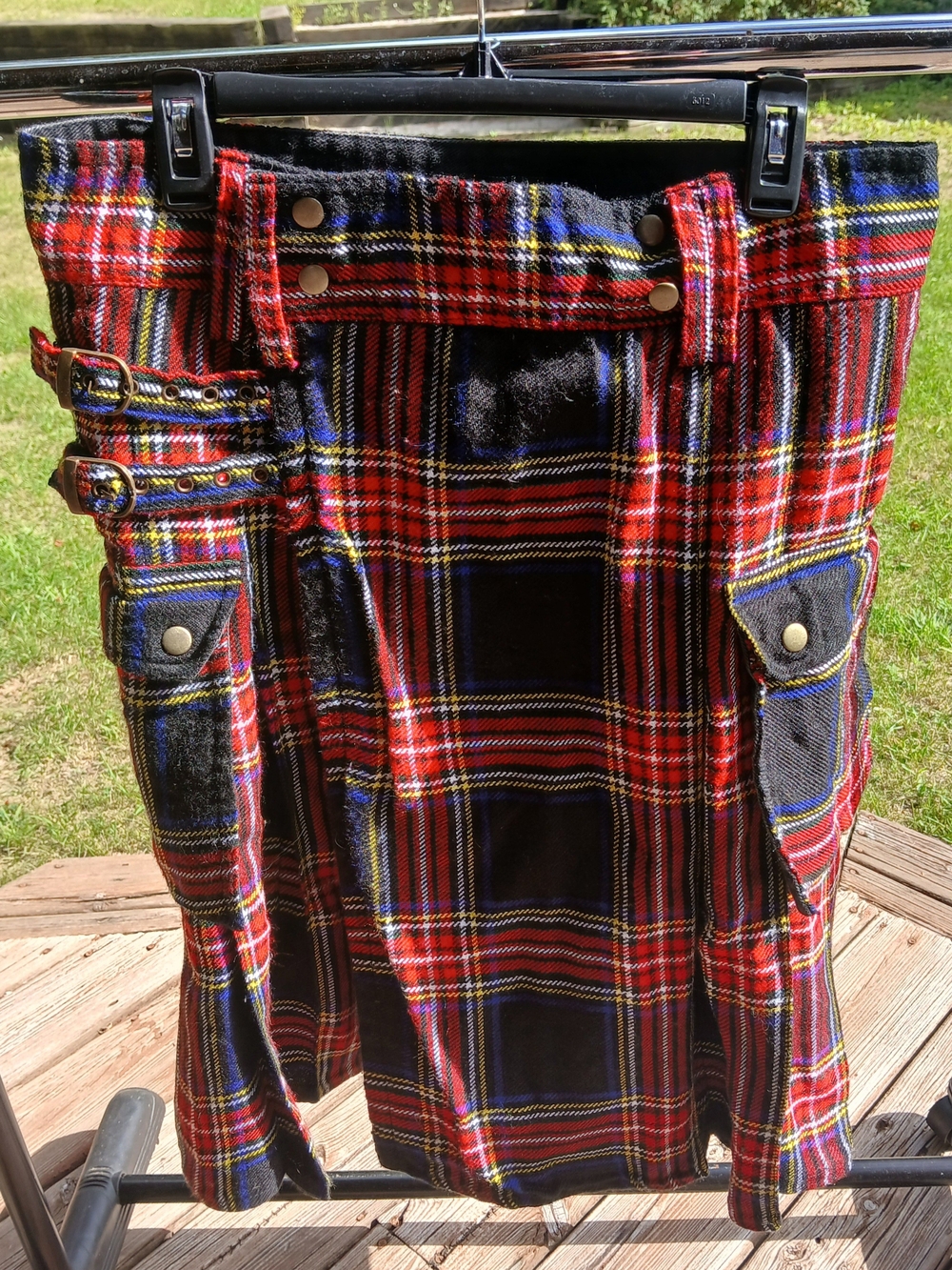 Got Kilt Brand Red Plaid Kilt with Utility Pockets, Matching Tartan Sash Size 36